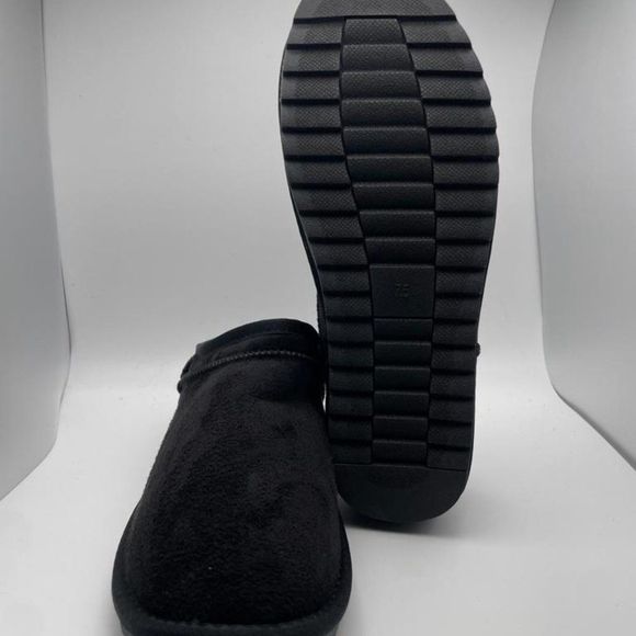 CUSHIONAIRE Women's Cozy Faux Shearling Genuine Suede mule slippers BLACK 7.5 - Picture 6 of 6